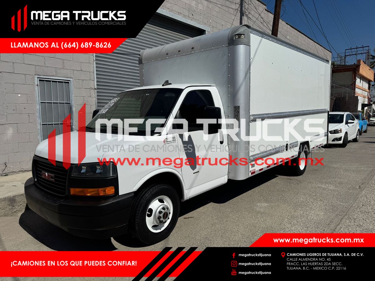 #900151 LIGERO NACIONAL 2018 GMC SAVANA 3500 CAJA SECA 16′ PIES CUTAWAY