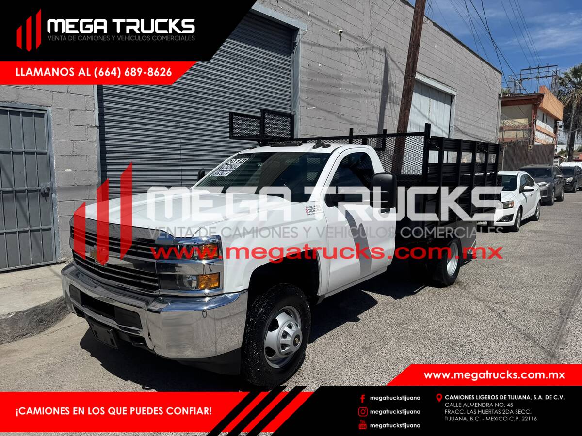 #254154 LIGERO 2018 CHEVROLET SILVERADO 3500 PLATAFORMA 12′PIES
